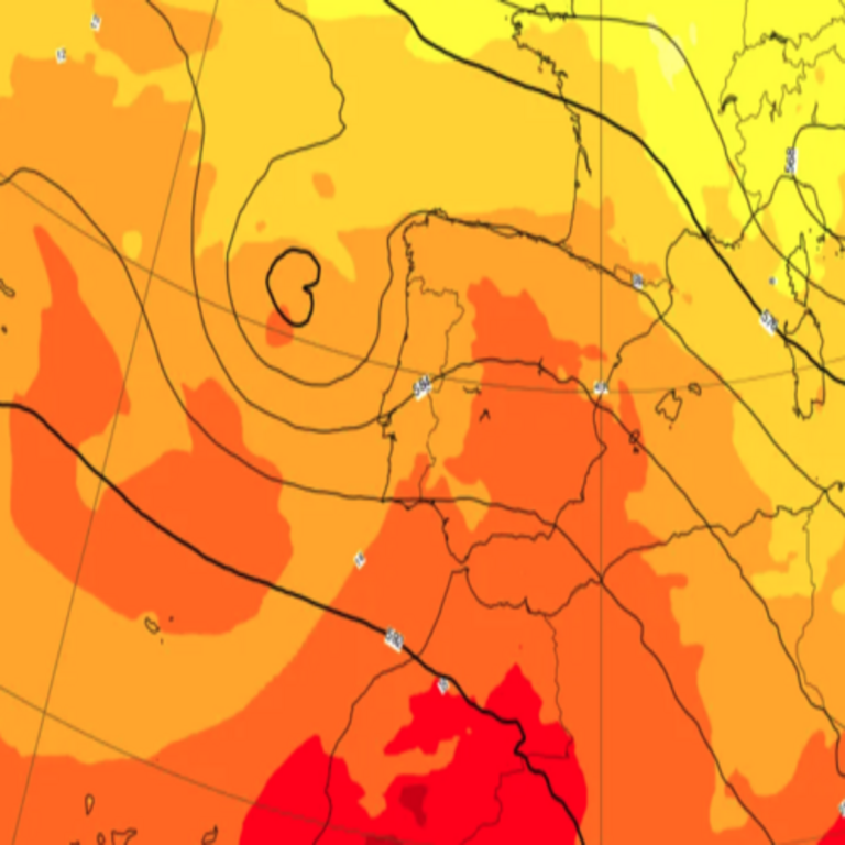 El episodio de temperaturas cálidas conocido como Veranillo de San Miguel se manifiesta en el presente; sin embargo, el único inconveniente es que dicho fenómeno climático carece de base científica, ya que no existe ni ha existido nunca.