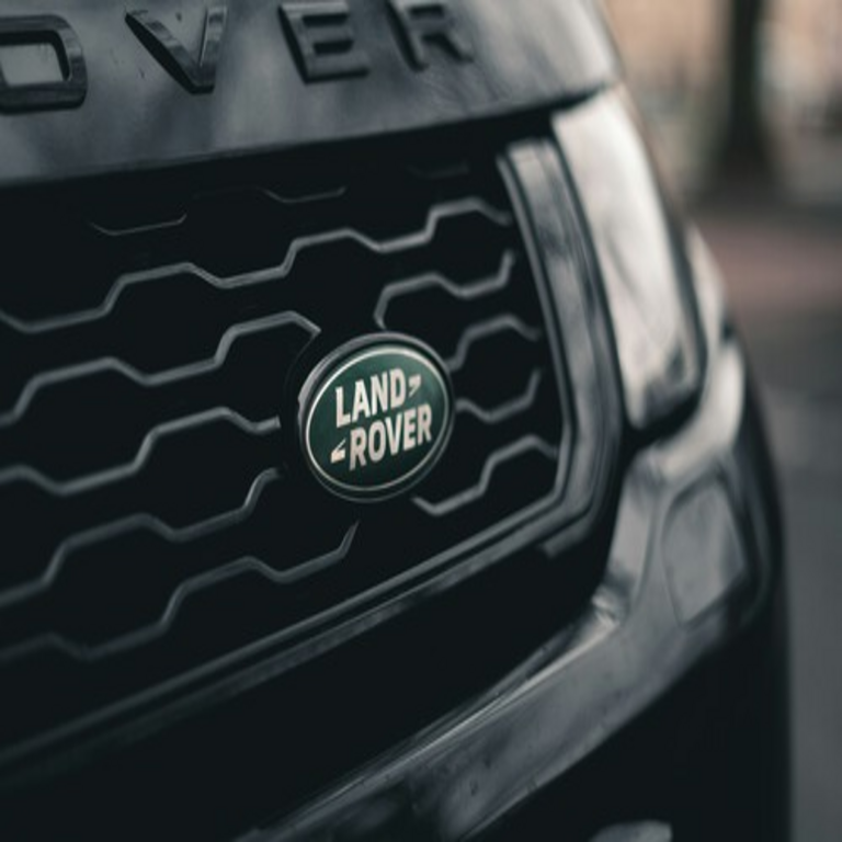 Jaguar Land Rover fue afectado por un incidente de ciberseguridad, y la reactivación de sus plantas de producción presentó complejidades significativas.