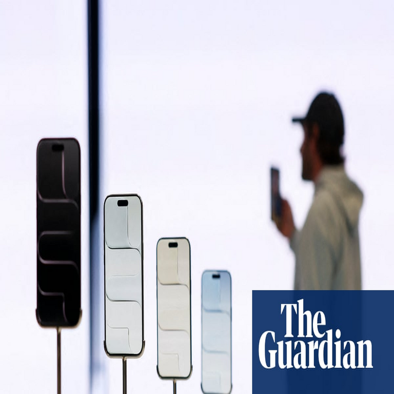 Apple solicita modificaciones a la legislación antimonopolio e indica la posible interrupción de sus envíos a la Unión Europea.