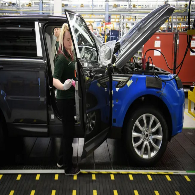 Jaguar Land Rover inicia la restauración escalonada de servicios tras un ciberataque.