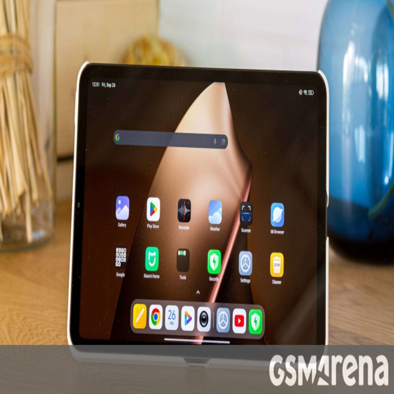 Desempaquetado inicial de la tablet Xiaomi Pad Mini.