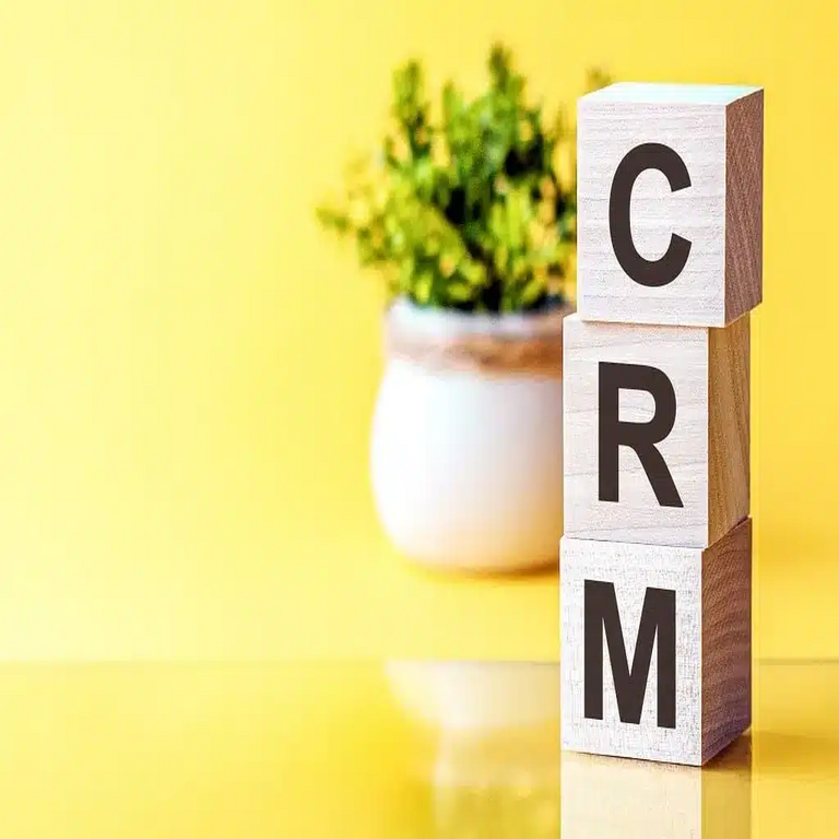 Definición de un CRM y criterios para seleccionar el más adecuado para su empresa
