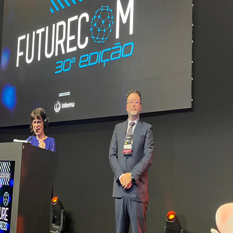 Futurecom 2025: Los satélites constituyen el reto principal y la megatendencia clave en la transformación digital.