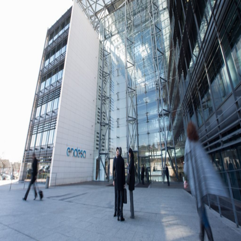 MasOrange transfiere su comercializadora de energía a Endesa, y comercializarán servicios conjuntos en el mercado español.