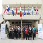 En Perú, el Ministerio de Transportes y Comunicaciones presenta el modelo de Sandbox Regulatorio durante un evento regional.