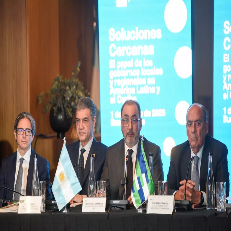 CAF presentó en Argentina el Informe de Economía y Desarrollo (RED) 2025: Soluciones cercanas.