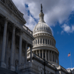 Republicanos y demócratas protagonizan un enfrentamiento digital mediante memes en torno al cierre del gobierno federal de Estados Unidos.