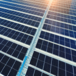 En la pugna por el dominio absoluto en el sector de los paneles solares, China se enfrenta a un competidor inesperado: la perovskita de origen español.