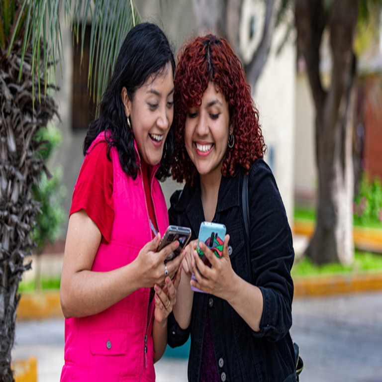En México, Carlos Slim y el Plan Gillette: la estrategia que posicionó a Telcel como el dominante en el sector de la telefonía móvil.