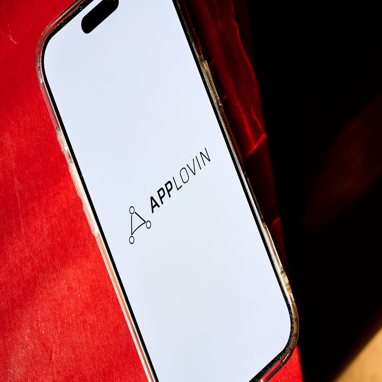 Las acciones de AppLovin se desploman tras el informe de que la SEC investiga a la compañía por sus prácticas de recolección de datos.
