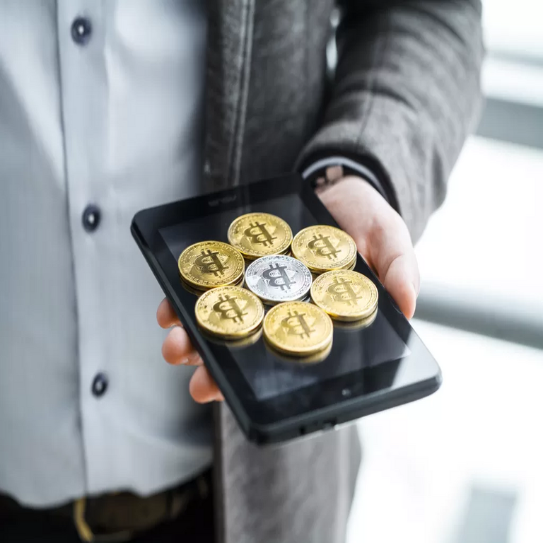 El Salvador: Nueva legislación contra el lavado de dinero regularizaría a bancos de inversión y proveedores de activos digitales y bitcoin.