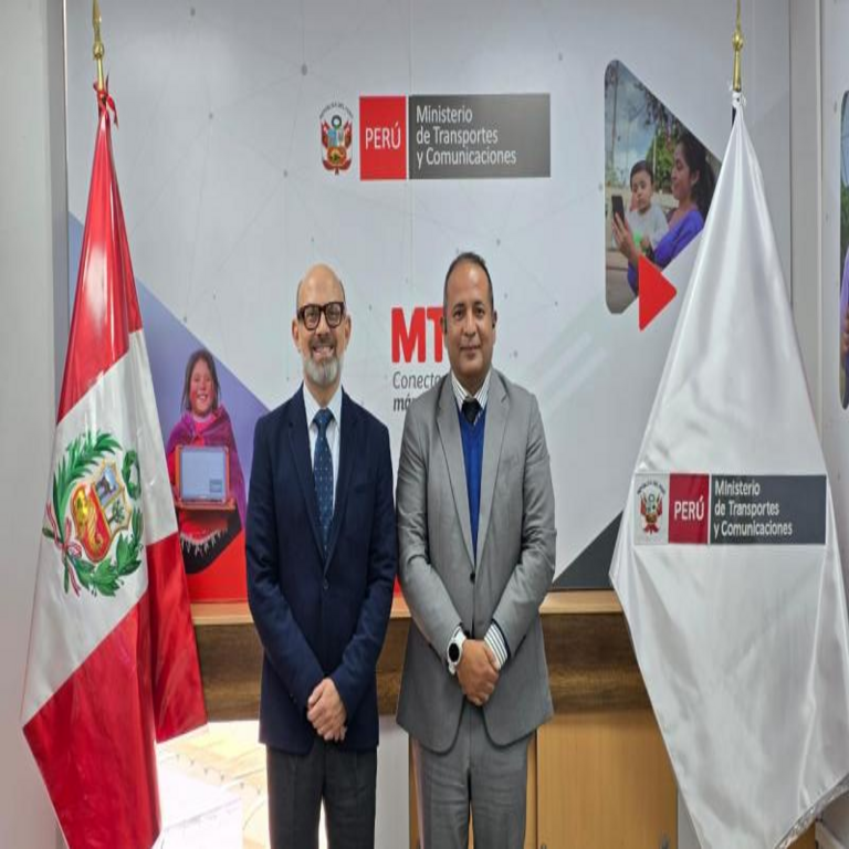 En Perú, el MTC se centra en la simplificación de las regulaciones y en la eliminación de barreras burocráticas, según señala el viceministro de Comunicaciones.