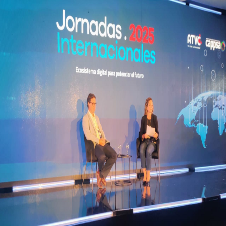 Telecom Argentina progresa en la adopción del modelo techco, priorizando soluciones, conectividad y la satisfacción del cliente.
