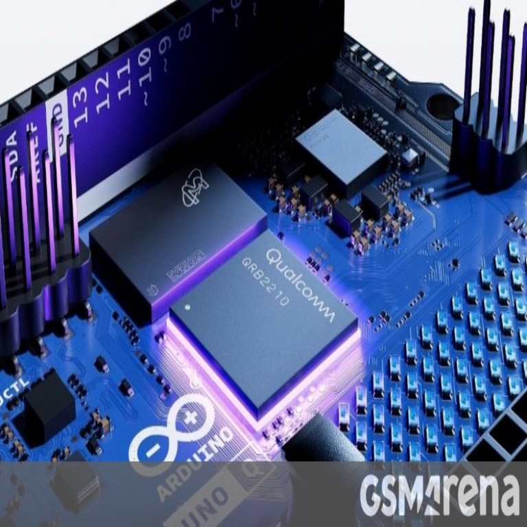 Qualcomm adquiere Arduino y presenta los nuevos Arduino Uno Q y Arduino App Lab.