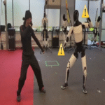 Tesla enfrenta problemas en la producción del robot Optimus, suspendiendo su fabricación por un defecto en las manos.