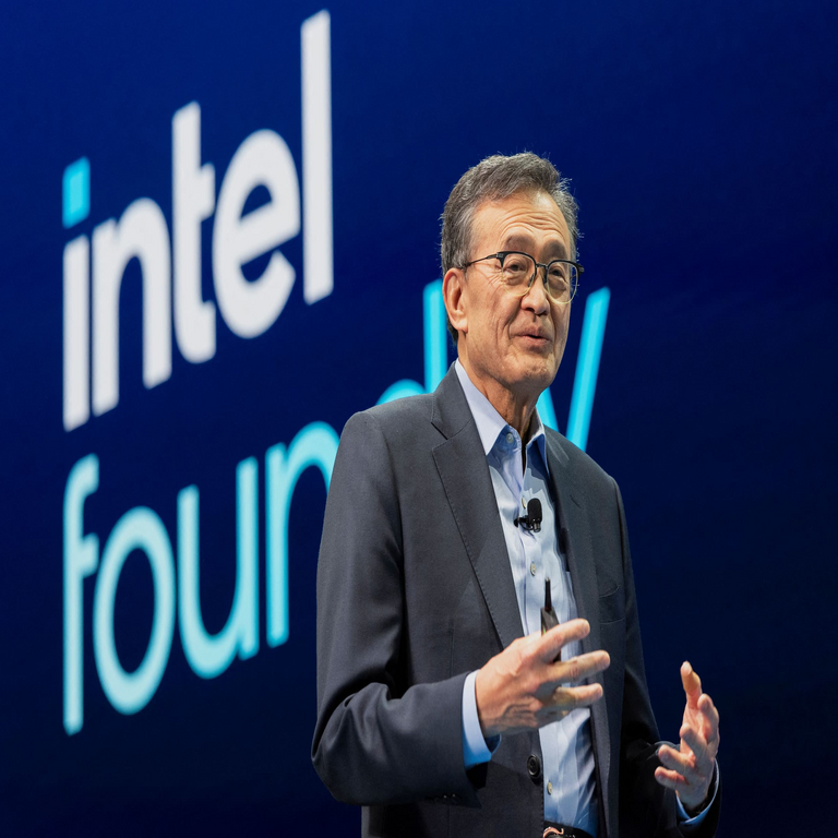 Intel ofrece la primera visión de sus chips de próxima generación y declara que su planta de fabricación en Arizona está totalmente operativa.