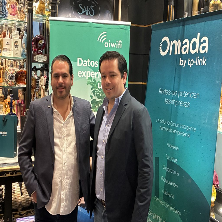 TP-Link Omada y Aiwifi colaboran para transformar el WiFi empresarial en inteligencia de datos.