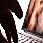 La comisión en Brasil aprueba un proyecto de ley que penaliza el uso de inteligencia artificial en la producción de pornografía infantojuvenil.