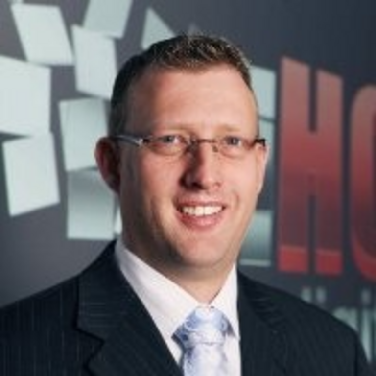 Hoyts resalta su trayectoria centrada en dispositivos móviles.