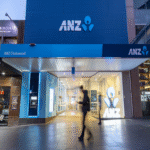 El director ejecutivo de ANZ respalda la pila tecnológica de Plus, pero modifica la entrega considerada ineficiente.