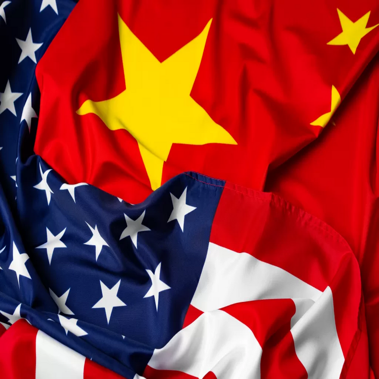 China justifica las restricciones a la exportación de tierras raras en el contexto de la creciente escalada de tensiones con Estados Unidos.