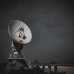 La ausencia de cifrado en las comunicaciones satelitales deja expuestas las llamadas y mensajes a cualquier individuo.