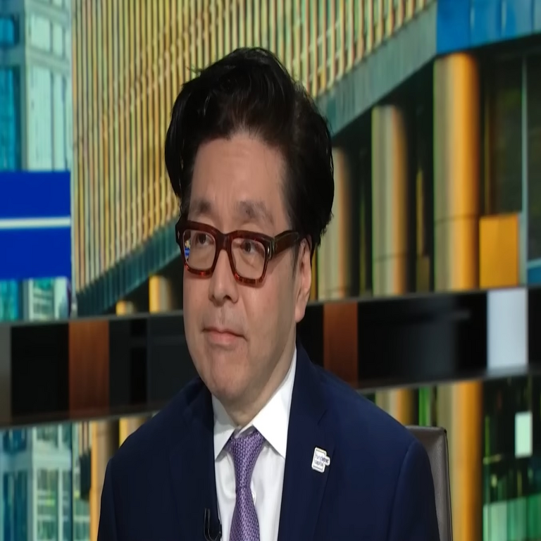 Tom Lee aprovecha la caída del mercado: 400 millones de dólares en Ethereum se destinan a Bitmine.