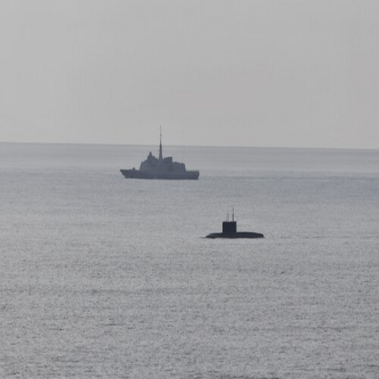La detección de un submarino ruso en las proximidades de la costa francesa ha provocado una respuesta inesperada en Europa: manifestaciones de humor y ligereza.