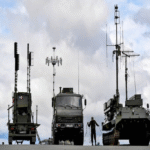 La abundancia de drones en Ucrania ha generado una saturación comparable al tráfico vehicular, lo que ha impulsado al ejército a establecer una autoridad reguladora similar a la DGT para supervisar su circulación.