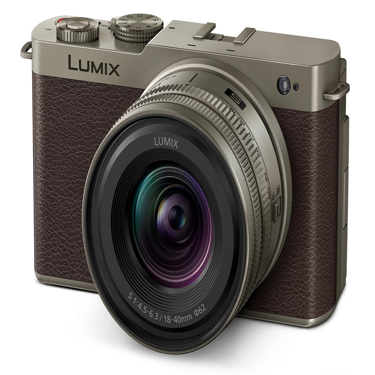 Panasonic presenta la edición limitada en Titanium Gold de la cámara Lumix S9.