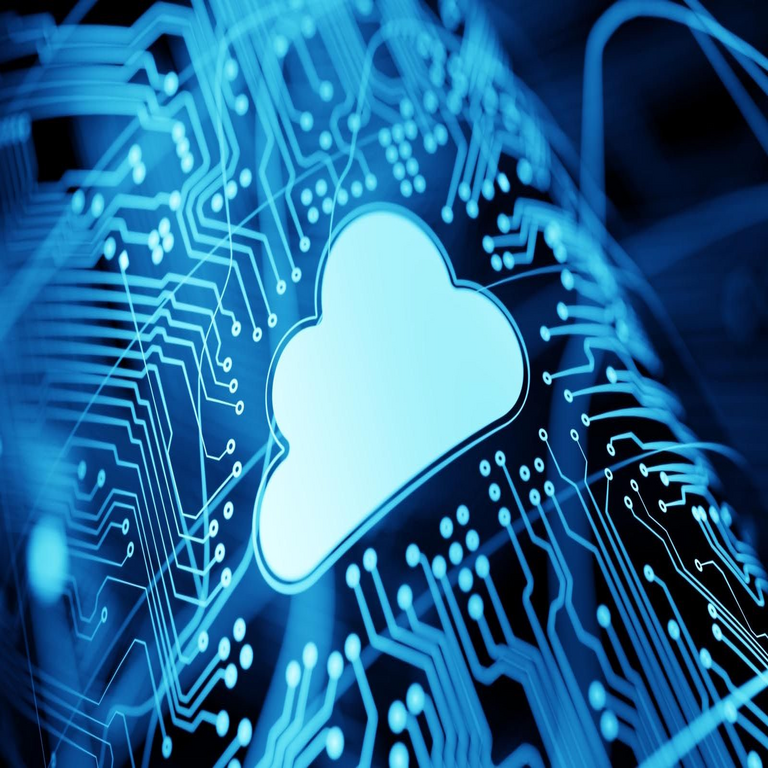 Consecuencias de la eliminación accidental de archivos en la nube y estrategias para mitigar riesgos asociados.