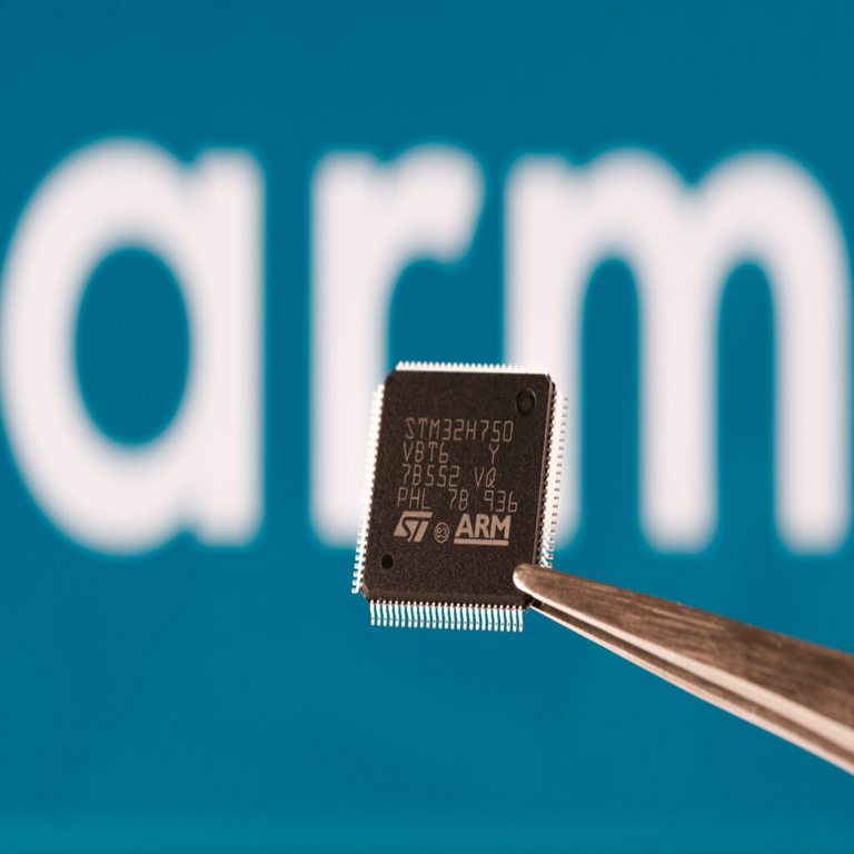 Arm y Meta revelan su asociación estratégica en inteligencia artificial.