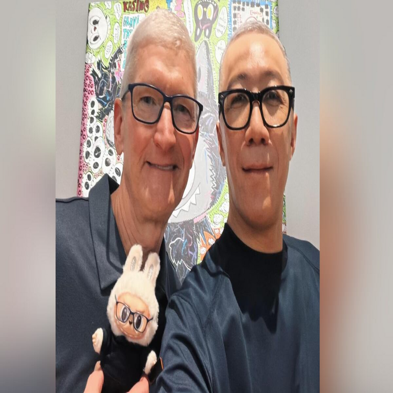 Los Labubu emergen como la estrategia confidencial de Apple: Tim Cook se integra a esta tendencia.