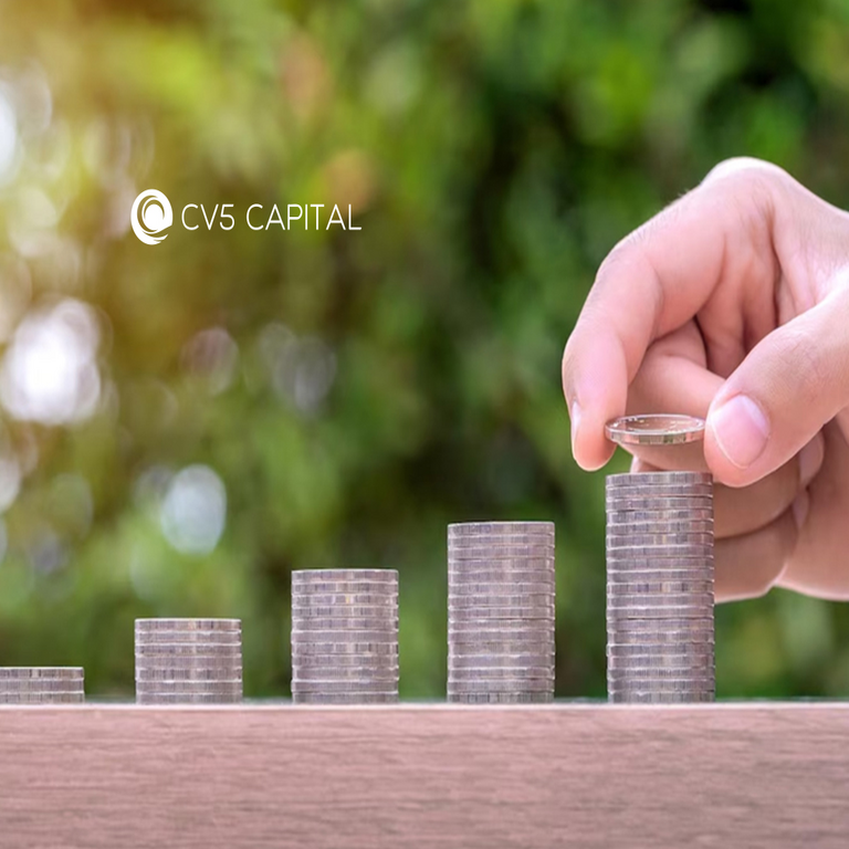 Cv5 Capital une estándares institucionales e innovación digital para gestores de fondos.