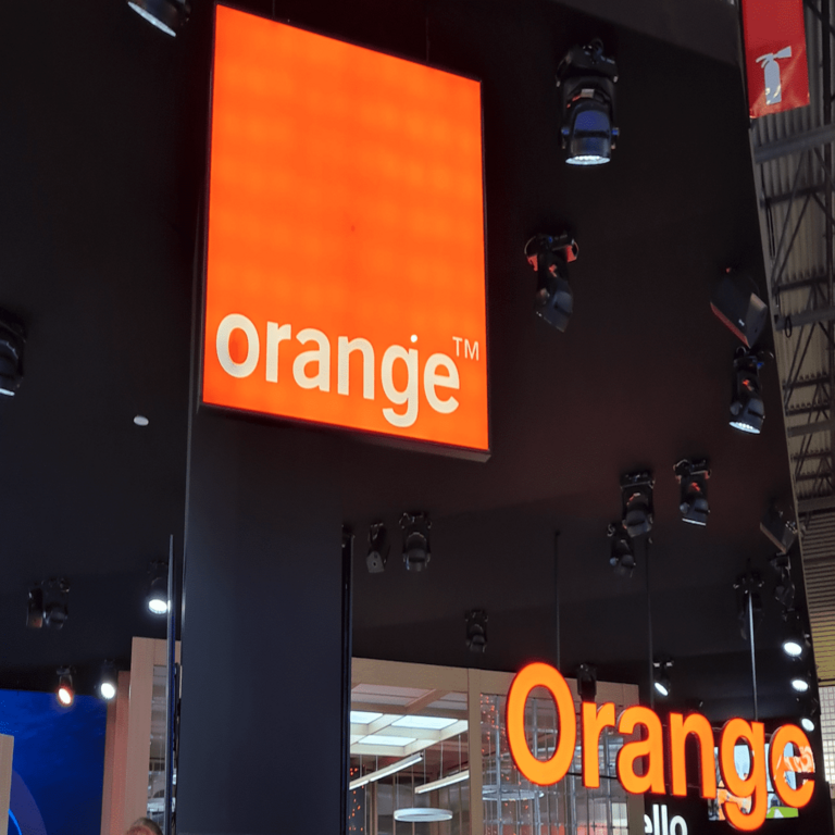 En España, Orange es reconocido en el ranking MedUX como el operador que ofrece la mejor experiencia en fibra óptica.