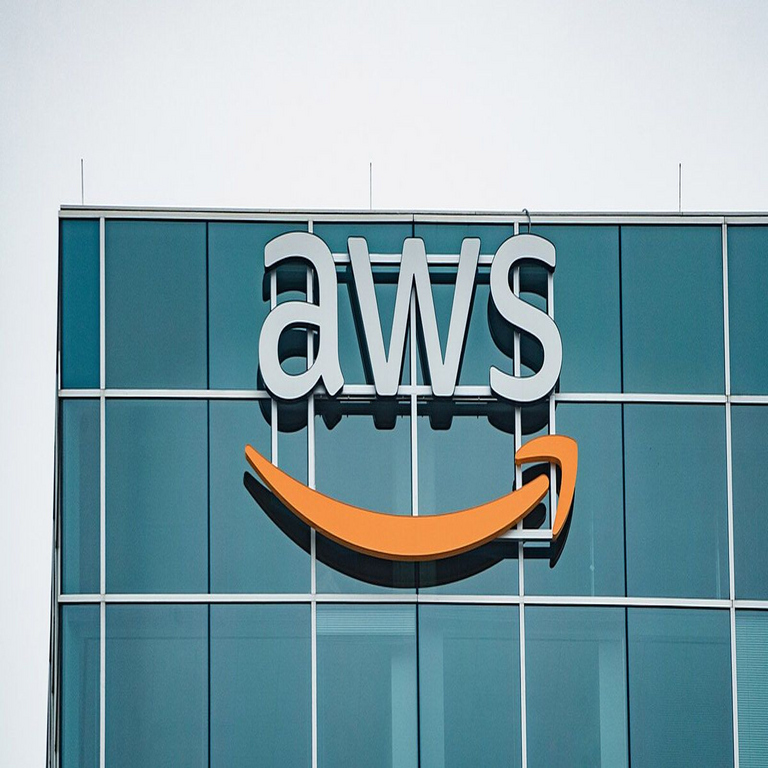 La causa de la interrupción en Amazon Web Services de ayer nos ilustra la vulnerabilidad inherente que enfrentamos ante fallos en la infraestructura en la nube.