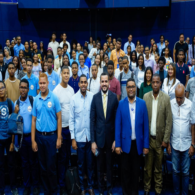 En República Dominicana, el Centro Indotel de Cultura Digital impulsa la reflexión sobre el rol de la tecnología en los procesos democráticos.