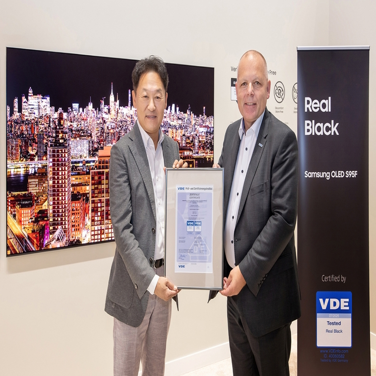 El televisor Samsung OLED S95F recibe la certificación Real Black del instituto alemán VDE.
