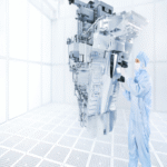 En su esfuerzo por producir semiconductores avanzados, China ha buscado replicar la tecnología de ASML, aunque con resultados poco exitosos.