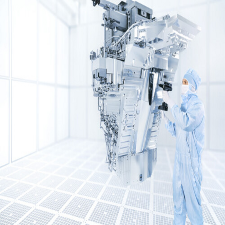 En su esfuerzo por producir semiconductores avanzados, China ha buscado replicar la tecnología de ASML, aunque con resultados poco exitosos.