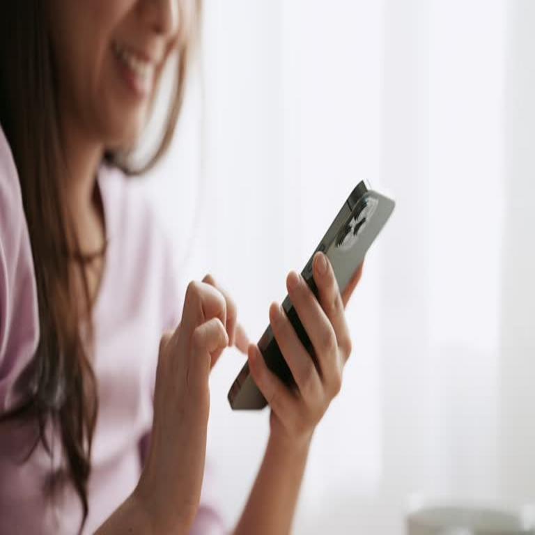 1212: la innovadora línea telefónica de emergencia de la Asociación de Bancos para atender situaciones de crisis bancaria, accesible a llamadas de cualquier persona.