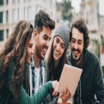 En Venezuela, se inauguran 15 salas digitales en Cumaná para potenciar el desarrollo del talento juvenil.