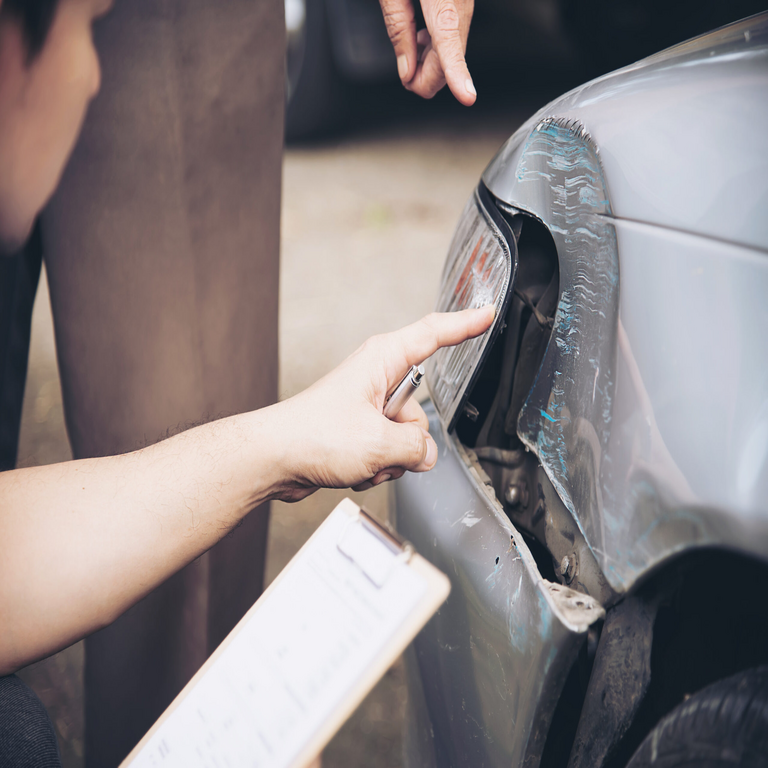 Cómo demostrar la responsabilidad en un accidente de tráfico: una perspectiva jurídica