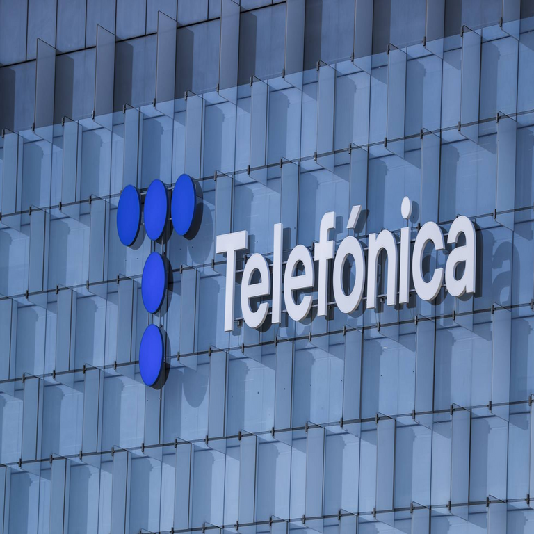 Telefónica anuncia su retiro de Hispanoamérica y el cese de operaciones en Chile, México, Colombia y Venezuela. Telefónica anuncia su retiro de Hispanoamérica y el cese de operaciones en Chile, México, Colombia y Venezuela.