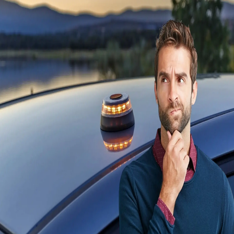 La baliza de emergencia V16 de la DGT: ¿es necesario suscribir un contrato con un operador para su activación una vez adquirida?