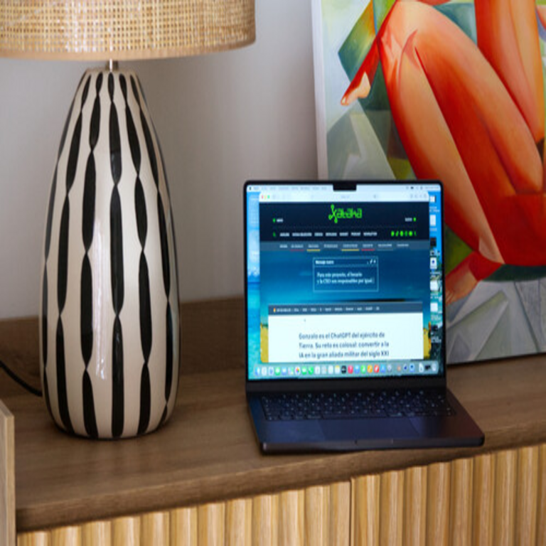 Análisis de las características, precio y especificaciones del Apple MacBook Pro M5. Análisis de las características, precio y especificaciones del Apple MacBook Pro M5.