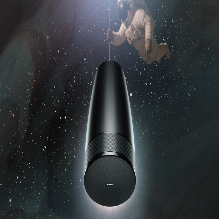 Bose Professional presenta el altavoz suspendido DesignMax Luna equipado con tecnología de sonido envolvente. Bose Professional presenta el altavoz suspendido DesignMax Luna equipado con tecnología de sonido envolvente.