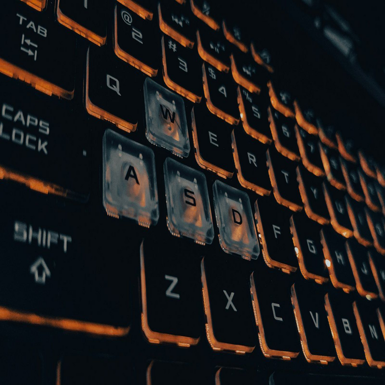 El riesgo latente en su teclado inalámbrico que muchos usuarios persisten en pasar por alto.