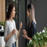 Las organizaciones recurren a embajadores internos para acelerar la adopción de la inteligencia artificial. Las organizaciones recurren a embajadores internos para acelerar la adopción de la inteligencia artificial.