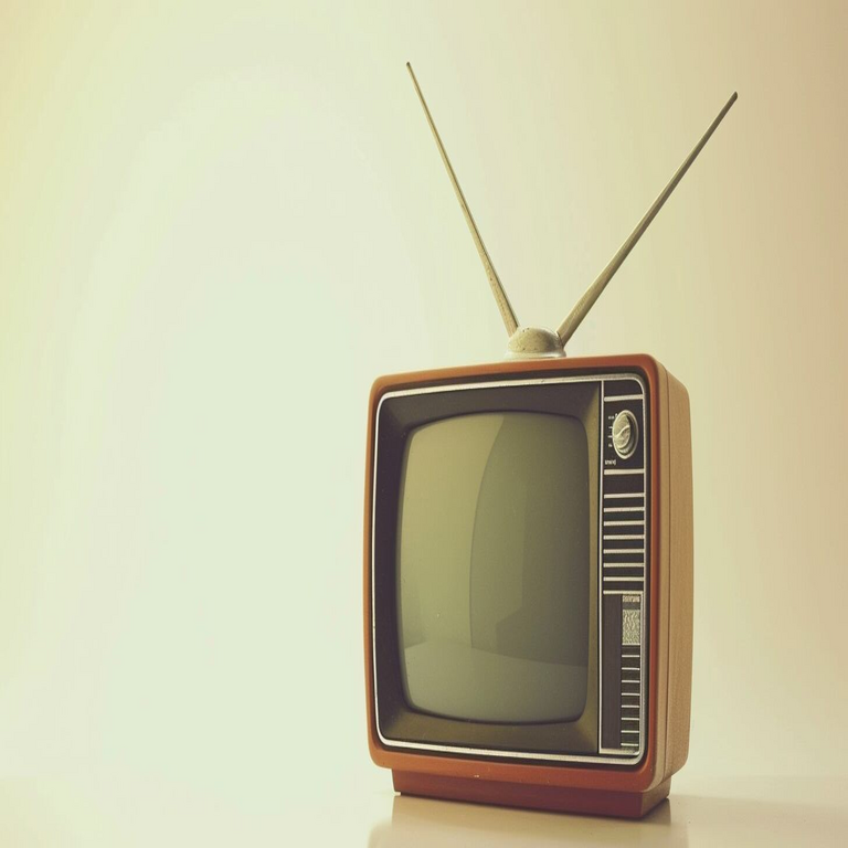 La tendencia emergente en televisores antiguos: conservación y reconversión en dispositivos funcionales para el hogar